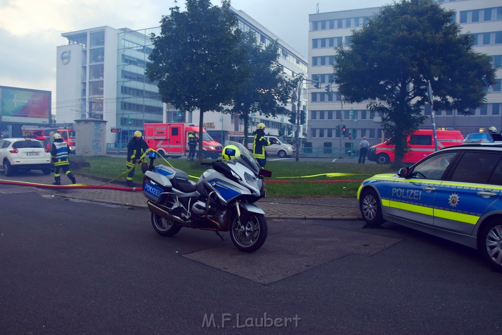 Feuer 3 Koeln Poll Poller Kirchweg P0001.JPG - Miklos Laubert